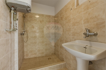 venkovní koupelna - Prodej chaty / chalupy 150 m², Slapy