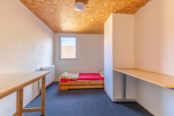 pokoj v podkroví - Prodej domu 120 m², Janov