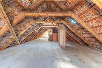 půda - Prodej domu 120 m², Janov
