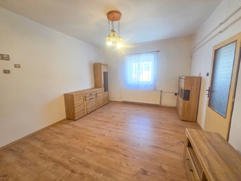 obývací pokoj - Prodej domu 87 m², České Budějovice