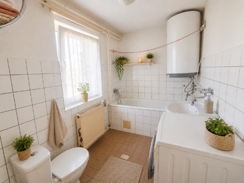 koupelna - Prodej domu 87 m², České Budějovice