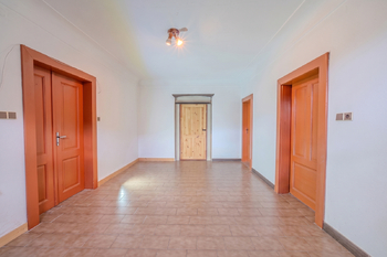 Prodej domu 460 m², Kořenov
