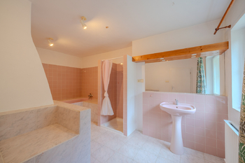 Prodej domu 460 m², Kořenov