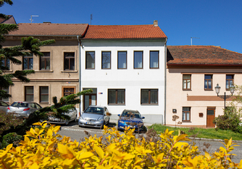 uliční pohled - Prodej kancelářských prostor 193 m², Hořovice