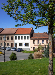 uliční pohled - Prodej kancelářských prostor 193 m², Hořovice