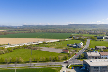 Prodej pozemku 3714 m², Přáslavice