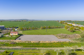 Prodej pozemku 3714 m², Přáslavice
