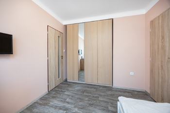 Prodej bytu 3+1 v osobním vlastnictví 71 m², Praha 6 - Suchdol