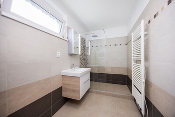 Prodej bytu 3+1 v osobním vlastnictví 71 m², Praha 6 - Suchdol