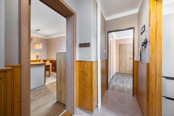 Prodej bytu 3+1 v osobním vlastnictví 71 m², Praha 6 - Suchdol