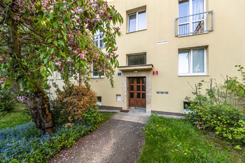 Pronájem bytu 2+kk v osobním vlastnictví 47 m², Praha 6 - Veleslavín