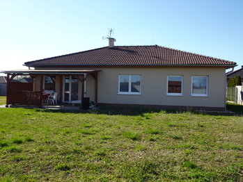 Prodej domu 146 m², Hostěradice