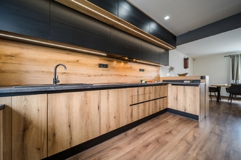 Prodej rodinného domu 290 m², pozemek 671 m², ulice Vítězná, Ratíškovice - Prodej domu 290 m², Ratíškovice