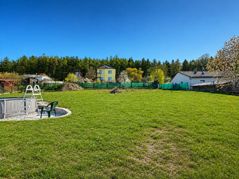 Prodej pozemku 997 m², Šťáhlavy