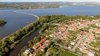 Prodej pozemku 1501 m², Dolní Věstonice