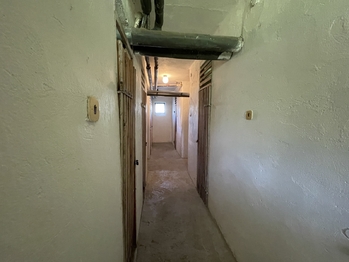 pohled na sklepy - Pronájem bytu 2+1 v osobním vlastnictví 52 m², Poděbrady