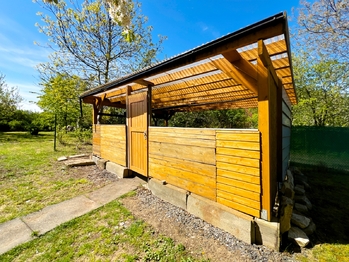 Kryté parkovací stání  - Prodej pozemku 400 m², Praha 6 - Suchdol