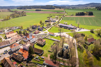 Prodej domu 415 m², Předslavice