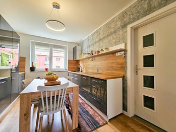 Prodej bytu 2+1 v osobním vlastnictví 47 m², Chomutov