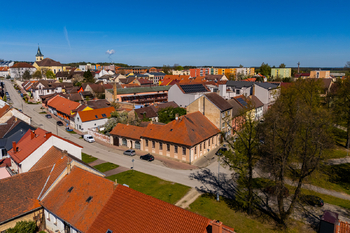 Prodej obchodních prostor, Lišov