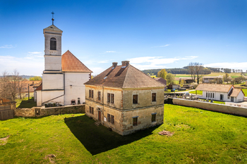 Prodej historického objektu 415 m², Předslavice