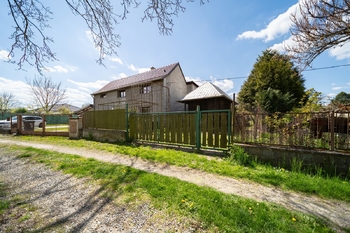 Prodej pozemku 881 m², Prusy-Boškůvky