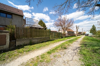 Prodej pozemku 881 m², Prusy-Boškůvky