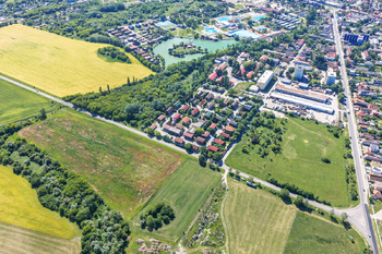 Prodej pozemku 10000 m², Štúrovo