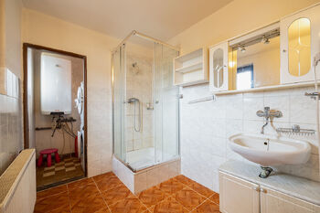Pronájem domu 149 m², Doubravčice