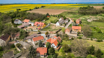 Prodej pozemku 842 m², Holedeč