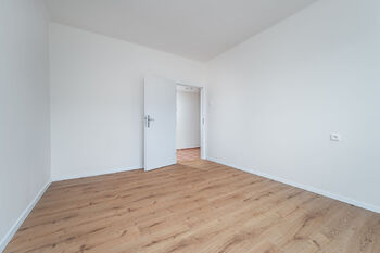 Pronájem bytu 3+1 v družstevním vlastnictví 75 m², Praha 9 - Čakovice