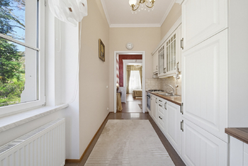 Prodej bytu 2+1 v osobním vlastnictví 77 m², Karlovy Vary