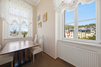 Prodej bytu 2+1 v osobním vlastnictví 77 m², Karlovy Vary