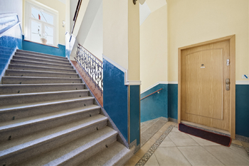 Prodej bytu 2+1 v osobním vlastnictví 77 m², Karlovy Vary