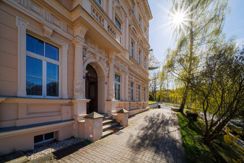 Prodej bytu 2+1 v osobním vlastnictví 77 m², Karlovy Vary