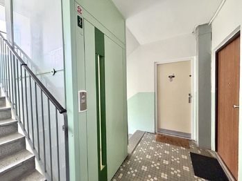 Prodej bytu 1+1 v osobním vlastnictví 35 m², Chomutov