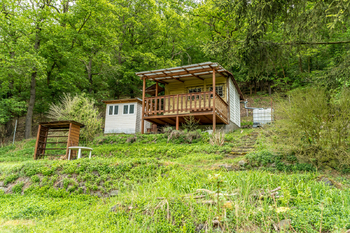 Prodej pozemku 730 m², Trmice