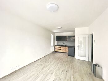 Pronájem bytu 2+kk v osobním vlastnictví 49 m², Chrudim