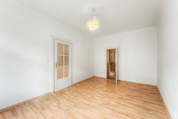 Prodej bytu 1+1 v osobním vlastnictví 45 m², Praha 6 - Břevnov