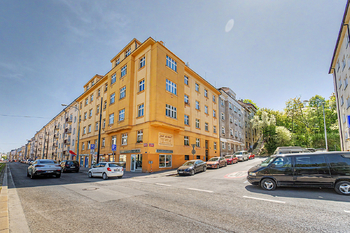 Prodej bytu 1+1 v osobním vlastnictví 45 m², Praha 6 - Břevnov