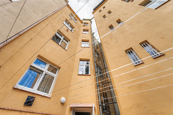 Prodej bytu 1+1 v osobním vlastnictví 45 m², Praha 6 - Břevnov