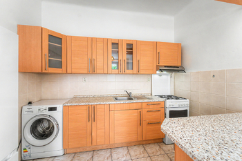 Prodej bytu 1+1 v osobním vlastnictví 45 m², Praha 6 - Břevnov