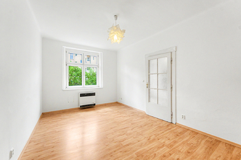 Prodej bytu 1+1 v osobním vlastnictví 45 m², Praha 6 - Břevnov