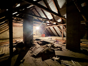 podkroví  - Prodej domu 414 m², Březnice