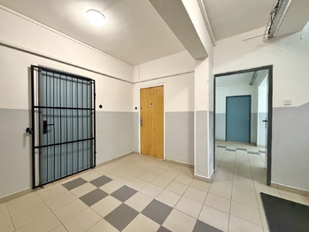 Prodej bytu 1+1 v osobním vlastnictví 34 m², Chomutov