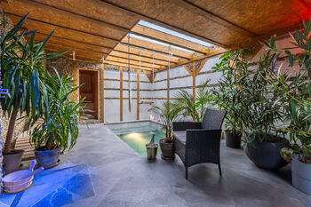 Pronájem domu 273 m², Libiš
