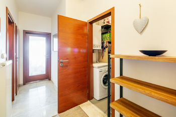 Prodej bytu 1+kk v osobním vlastnictví 52 m², Nupaky