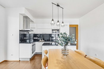 Prodej bytu 3+kk v osobním vlastnictví 8664 m², Praha 9 - Hloubětín