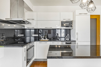 Prodej bytu 3+kk v osobním vlastnictví 8664 m², Praha 9 - Hloubětín