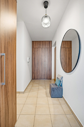 Prodej bytu 3+kk v osobním vlastnictví 8664 m², Praha 9 - Hloubětín